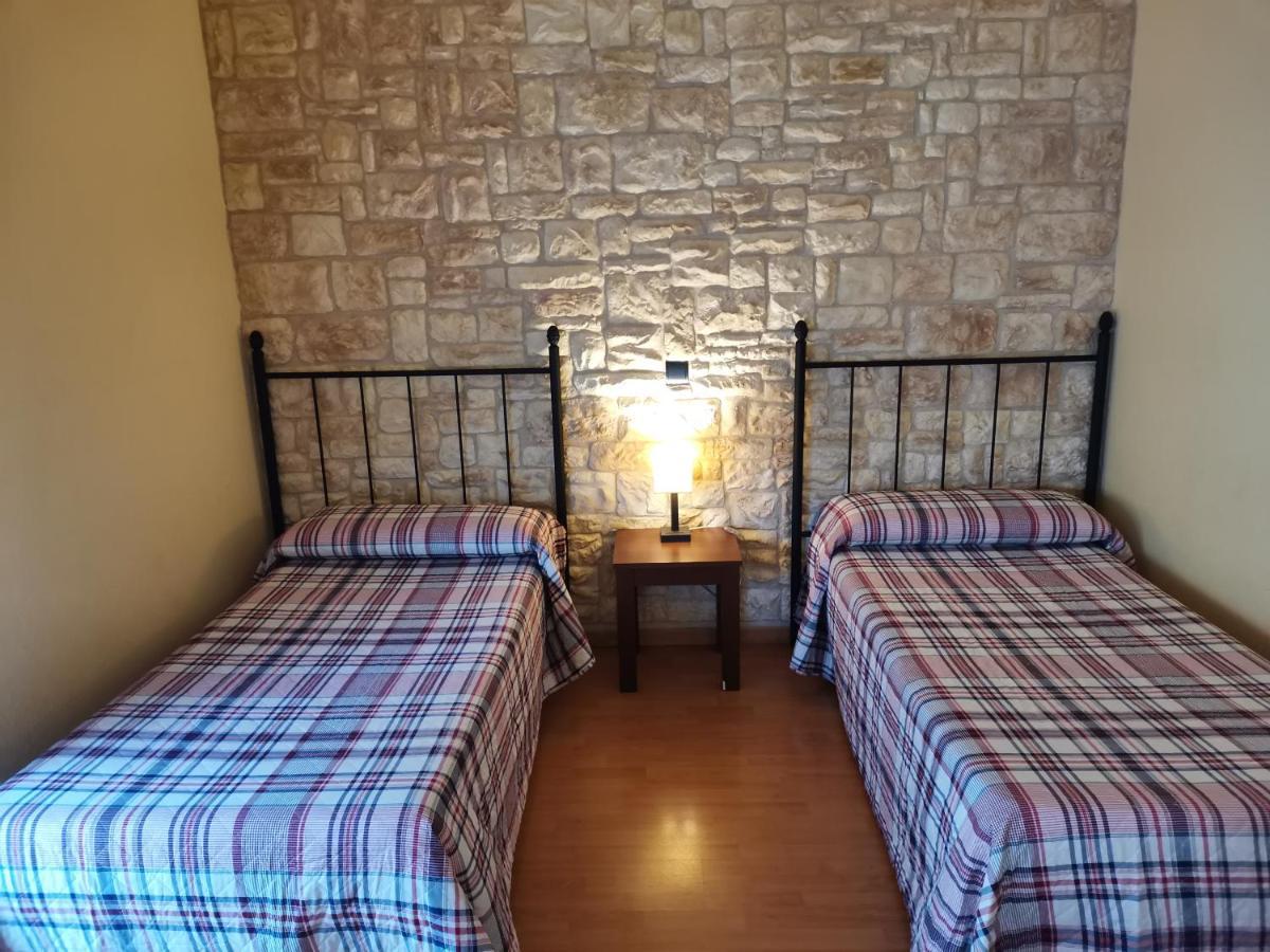 Espluga de Francolí Hostal Del Senglar מראה חיצוני תמונה